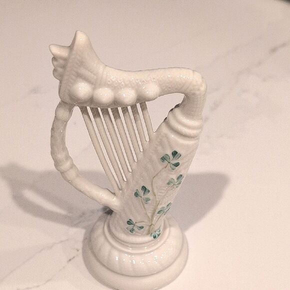 Vintage Belleek 6" Shamrock Harp 7th Gold/Brown Mark 1980-1992 - Picture 6 of 10